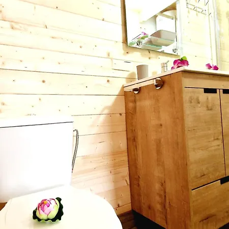 Blanca Apartment, Garden View 2 Bedrooms אדחה
