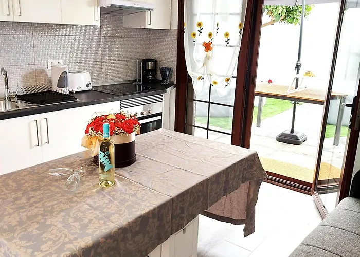 Сasa de vacaciones Blanca Apartment, Garden View 2 Bedrooms