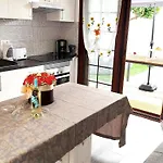 Nyaraló Blanca Apartment, Garden View 2 Bedrooms