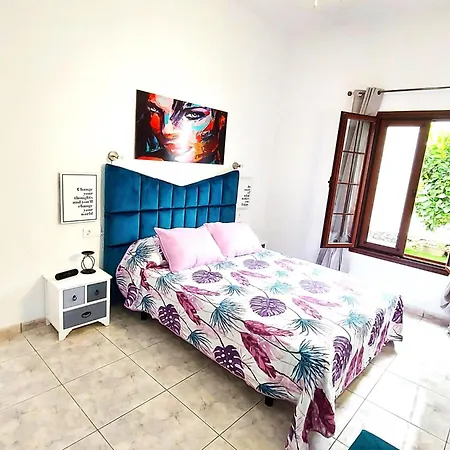 Сasa de vacaciones Blanca Apartment, Garden View 2 Bedrooms Costa Adeje (Tenerife)