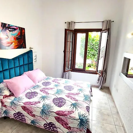 Blanca Apartment, Garden View 2 Bedrooms * 阿德耶