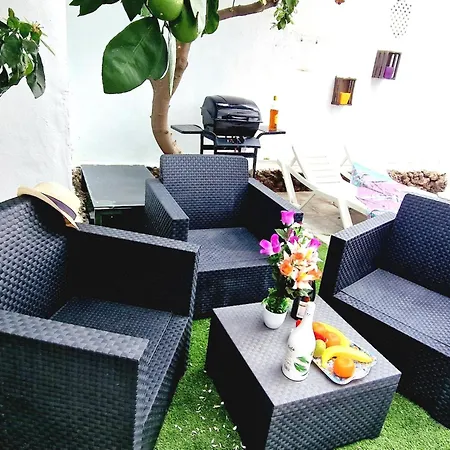 Blanca Apartment, Garden View 2 Bedrooms Nyaraló *