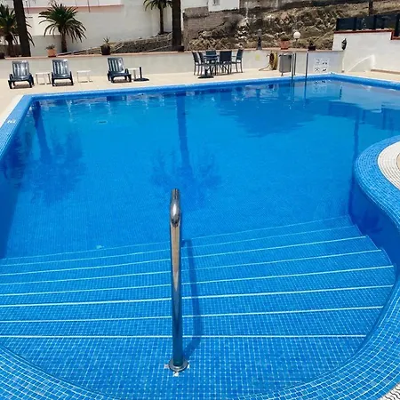 Blanca Apartment, Garden View 2 Bedrooms *