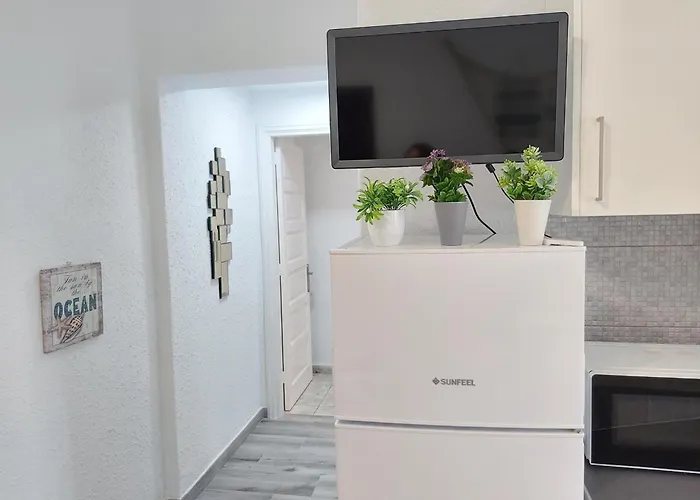 Blanca Apartment, Garden View 2 Bedrooms * Адехе