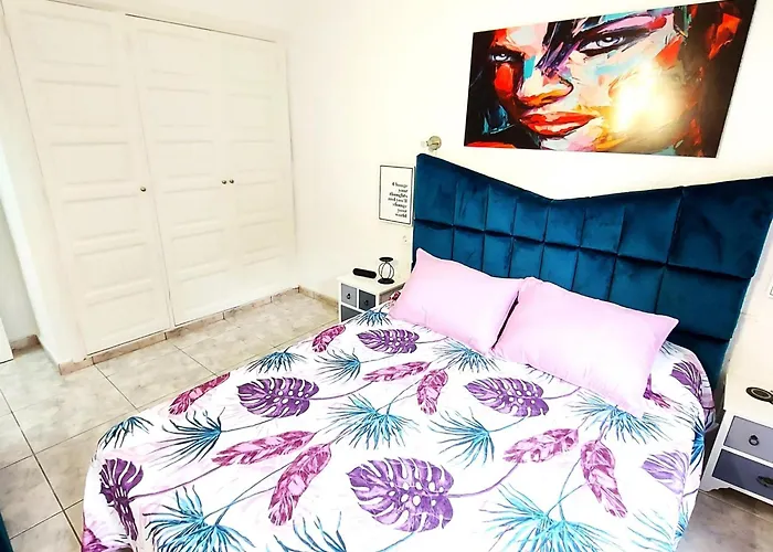 Blanca Apartment, Garden View 2 Bedrooms Будинок відпочинку