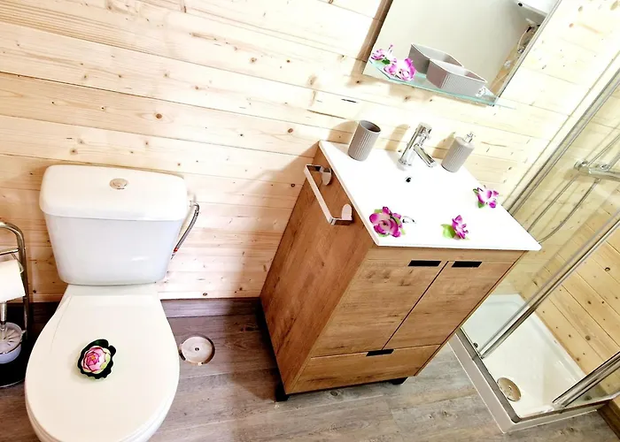 Blanca Apartment, Garden View 2 Bedrooms Будинок відпочинку