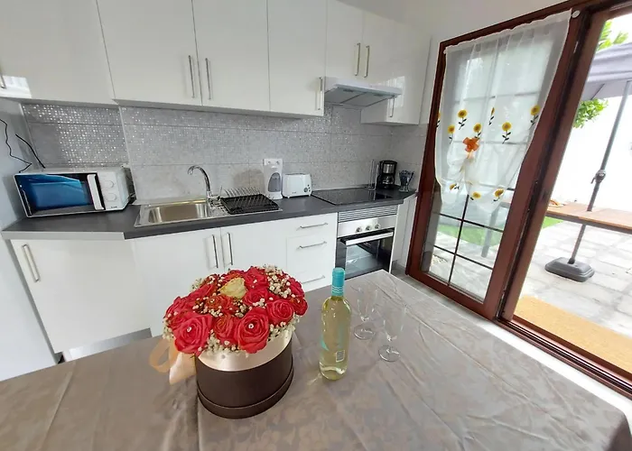 Будинок відпочинку Blanca Apartment, Garden View 2 Bedrooms