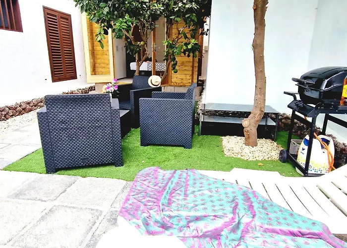 Blanca Apartment, Garden View 2 Bedrooms *